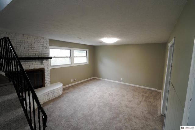 4116 N 101st Street, Omaha, NE 68134