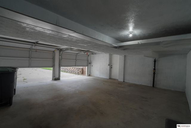 4116 N 101st Street, Omaha, NE 68134