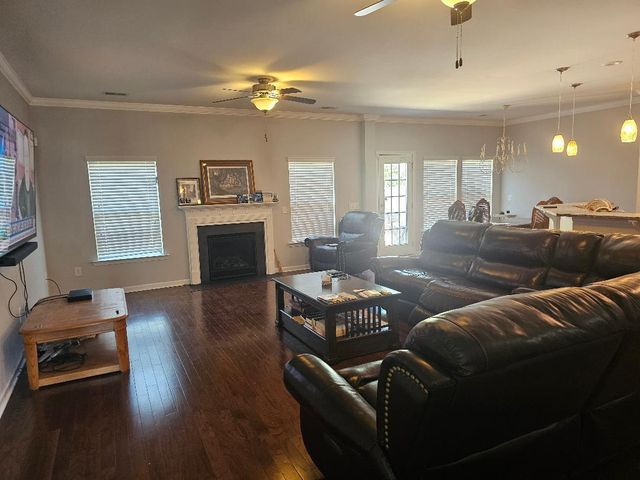 447 Whispering Breeze Lane, Summerville, SC 29486