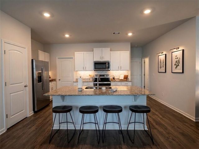 207 Whitewood Drive, Dawsonville, GA 30534