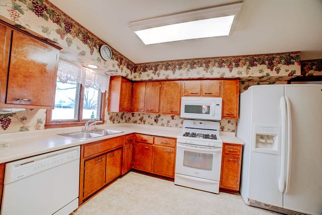 460 S Ralph Street, Watseka, IL 60970