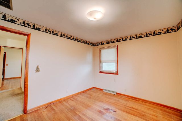 460 S Ralph Street, Watseka, IL 60970