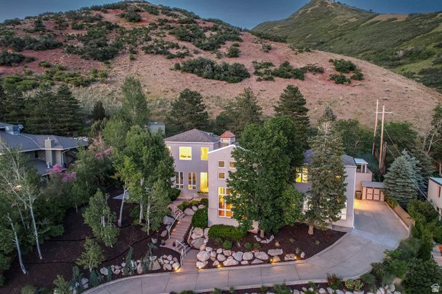 2093 S LAKELINE DR, Salt Lake City, UT 84109