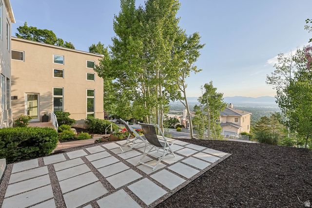 2093 S LAKELINE DR, Salt Lake City, UT 84109