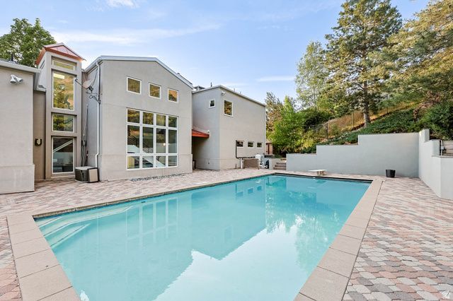 2093 S LAKELINE DR, Salt Lake City, UT 84109