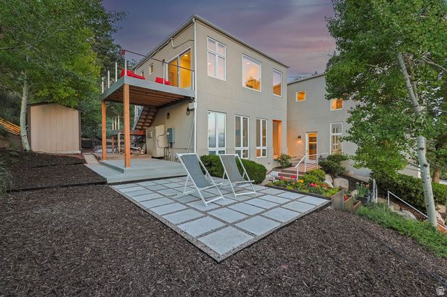 2093 S LAKELINE DR, Salt Lake City, UT 84109