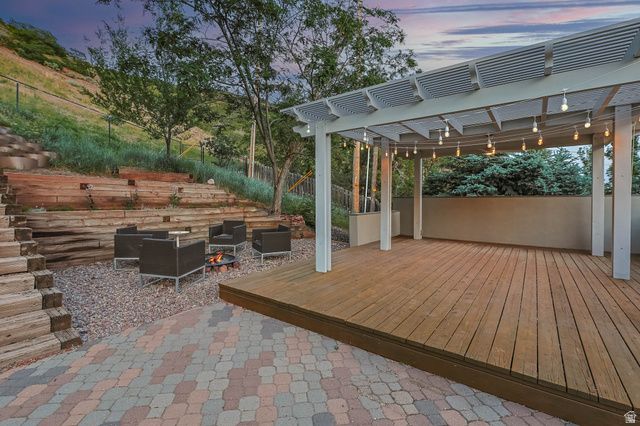 2093 S LAKELINE DR, Salt Lake City, UT 84109