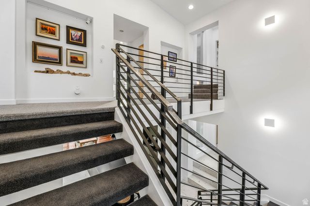 2093 S LAKELINE DR, Salt Lake City, UT 84109