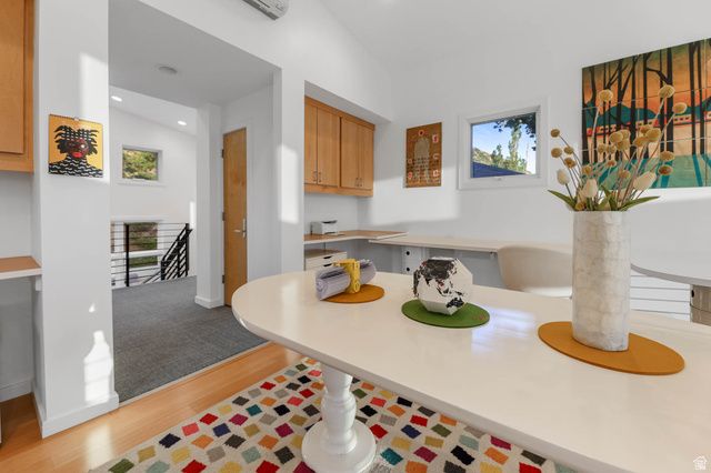 2093 S LAKELINE DR, Salt Lake City, UT 84109