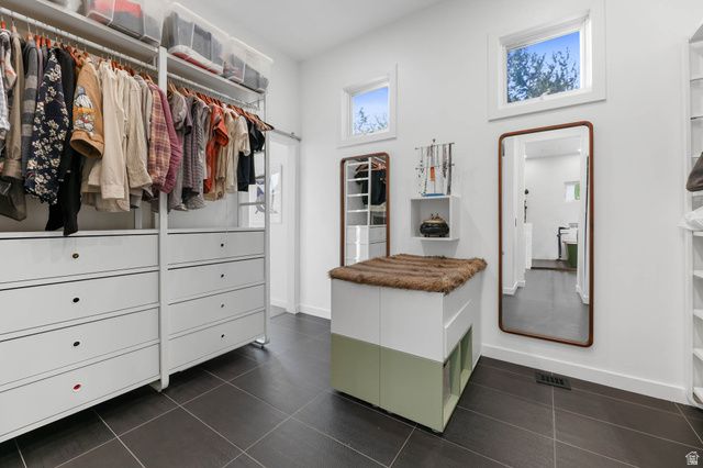 2093 S LAKELINE DR, Salt Lake City, UT 84109