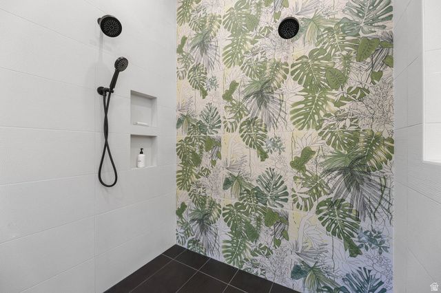 2093 S LAKELINE DR, Salt Lake City, UT 84109