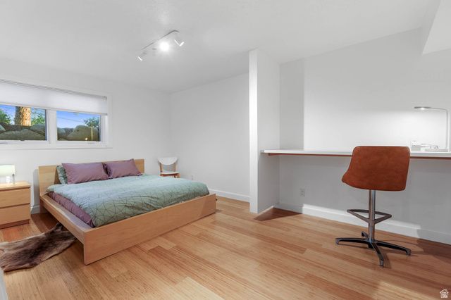 2093 S LAKELINE DR, Salt Lake City, UT 84109