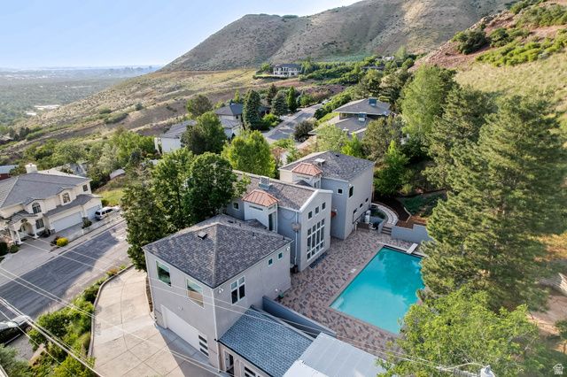 2093 S LAKELINE DR, Salt Lake City, UT 84109