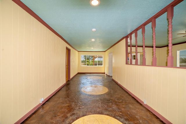 21044 E Meza Ln, Linden, CA 95236