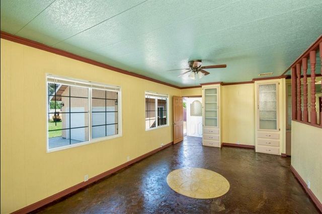 21044 E Meza Ln, Linden, CA 95236