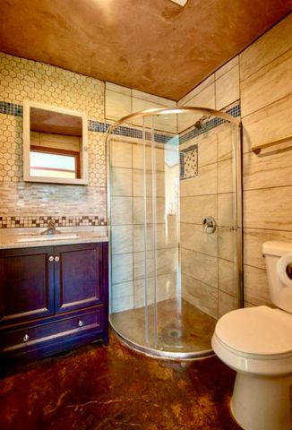 21044 E Meza Ln, Linden, CA 95236