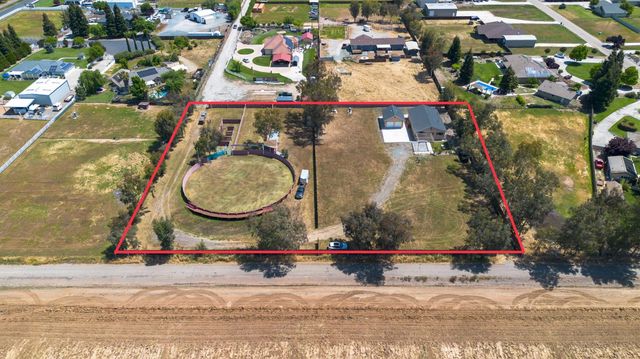 21044 E Meza Ln, Linden, CA 95236