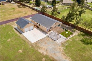 21044 E Meza Ln, Linden, CA 95236