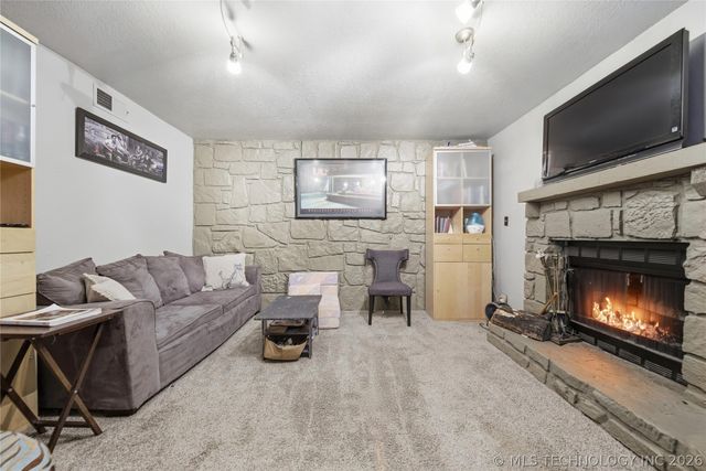 6376 S 80th East Avenue D-41 U-D, Tulsa, OK 74133