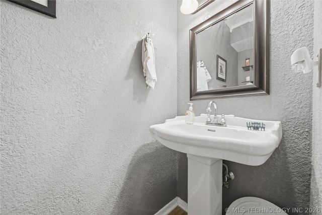 6376 S 80th East Avenue D-41 U-D, Tulsa, OK 74133