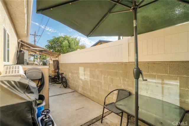 7663 Shadyglade Avenue, North Hollywood, CA 91605