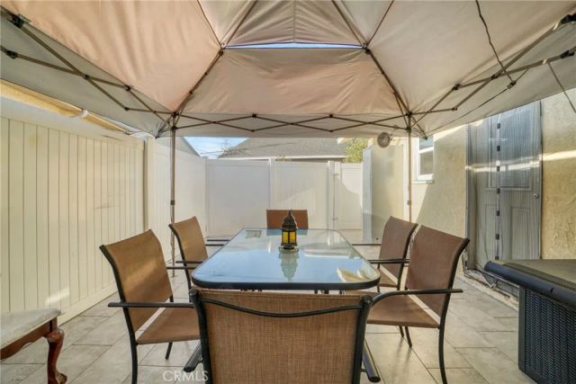 7663 Shadyglade Avenue, North Hollywood, CA 91605