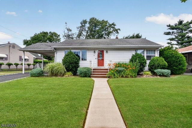 42 Donnalin Pl, Clifton City, NJ 07013