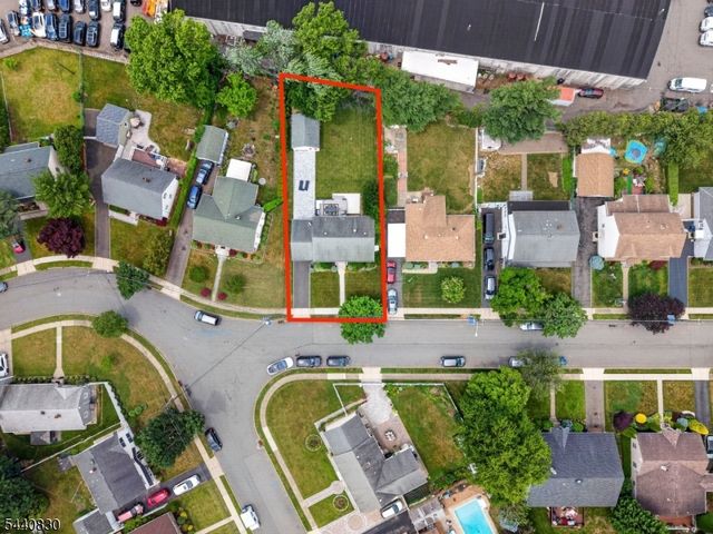 42 Donnalin Pl, Clifton City, NJ 07013