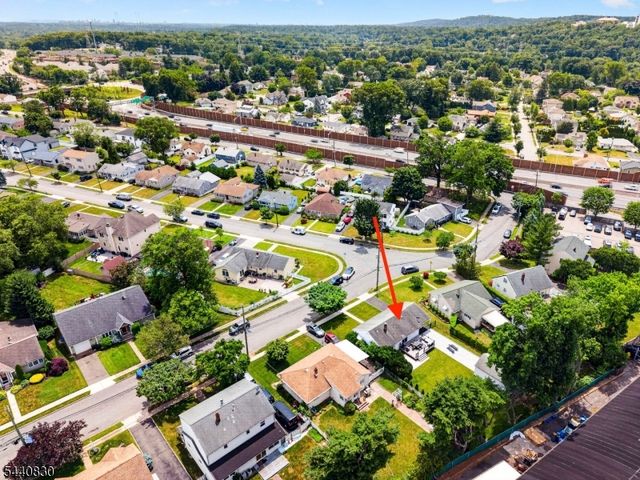 42 Donnalin Pl, Clifton City, NJ 07013