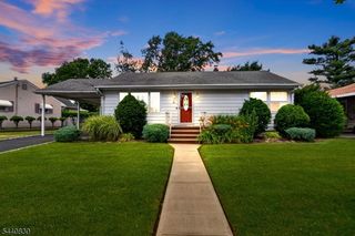 42 Donnalin Pl, Clifton City, NJ 07013