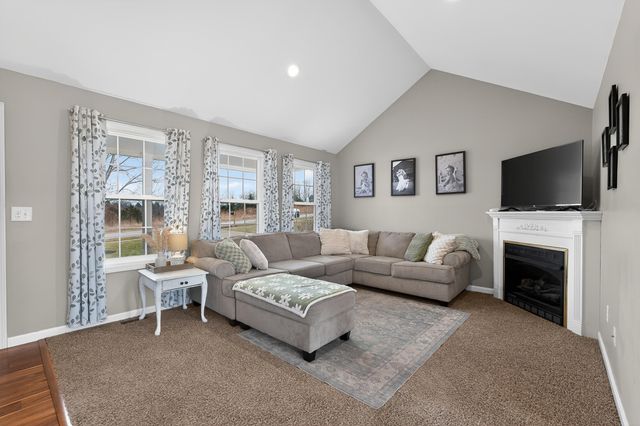 140 Saddlebrook Lane, Dry Ridge, KY 41035