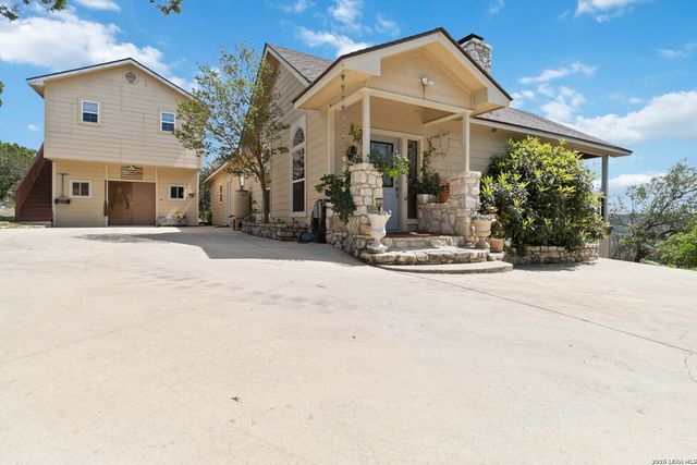 19708 Nottingham, Grey Forest, TX 78023