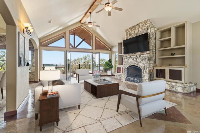 19708 Nottingham, Grey Forest, TX 78023