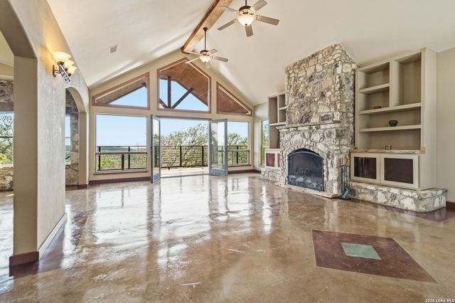 19708 Nottingham, Grey Forest, TX 78023