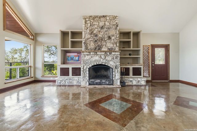 19708 Nottingham, Grey Forest, TX 78023