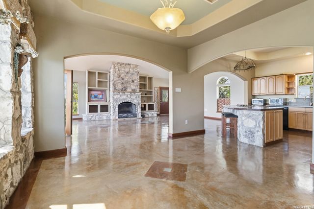 19708 Nottingham, Grey Forest, TX 78023