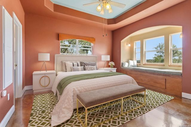 19708 Nottingham, Grey Forest, TX 78023