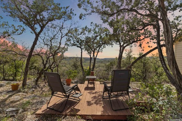 19708 Nottingham, Grey Forest, TX 78023