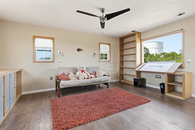 19708 Nottingham, Grey Forest, TX 78023