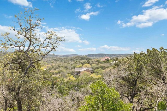 19708 Nottingham, Grey Forest, TX 78023