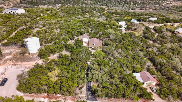 19708 Nottingham, Grey Forest, TX 78023