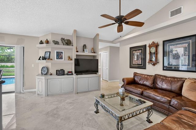 20174 Back Nine Drive, Boca Raton, FL 33498