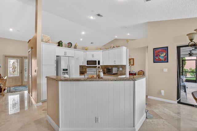 20174 Back Nine Drive, Boca Raton, FL 33498