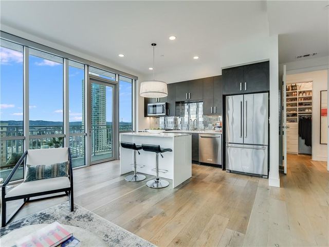 222 West Ave 1802, Austin, TX 78701
