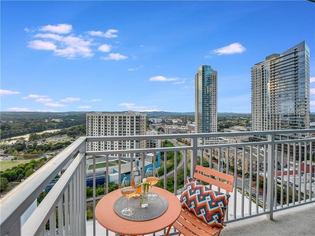 222 West Ave 1802, Austin, TX 78701