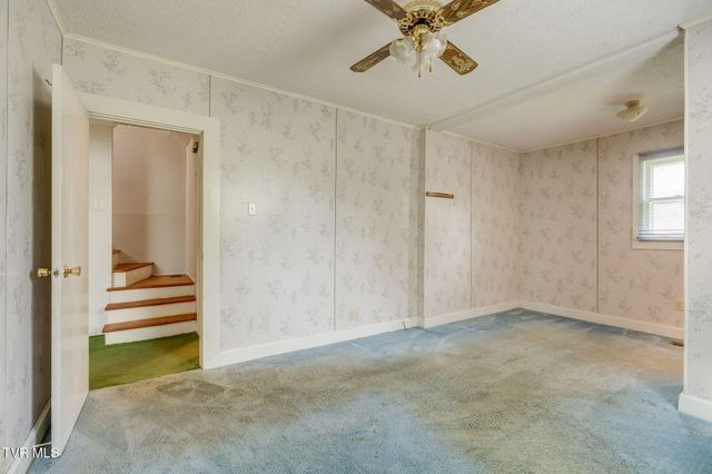 1604 East Watauga Avenue, Johnson City, TN 37601