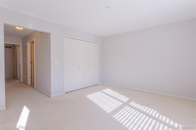 28414 CARLTON WAY Drive, Novi, MI 48377