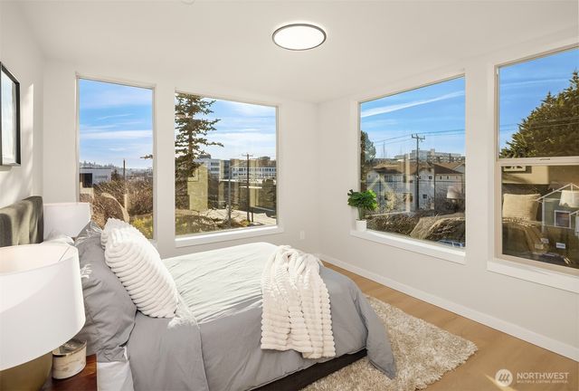 1151 NW 58th Street, Seattle, WA 98107