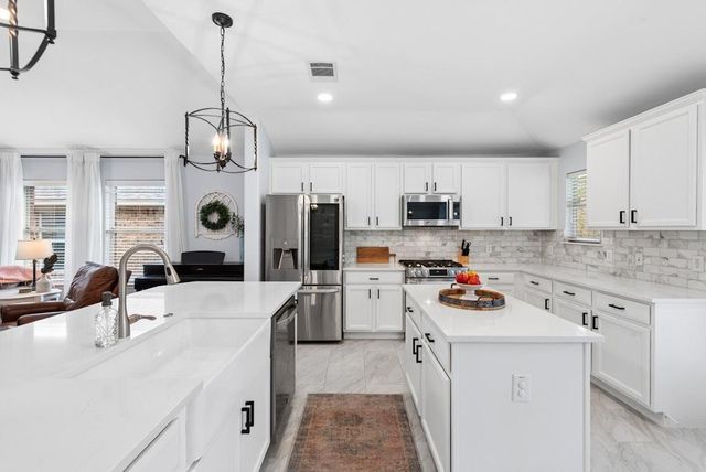 2709 Tumbling River DR, Leander, TX 78641