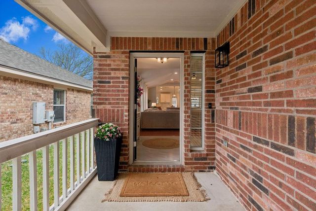 2709 Tumbling River DR, Leander, TX 78641